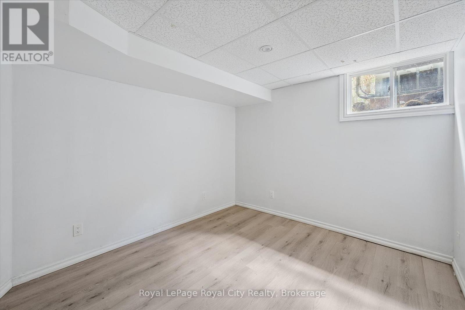 10 Woodborough Road, Guelph (Kortright West), Ontario  N1G 3K5 - Photo 29 - X12473875