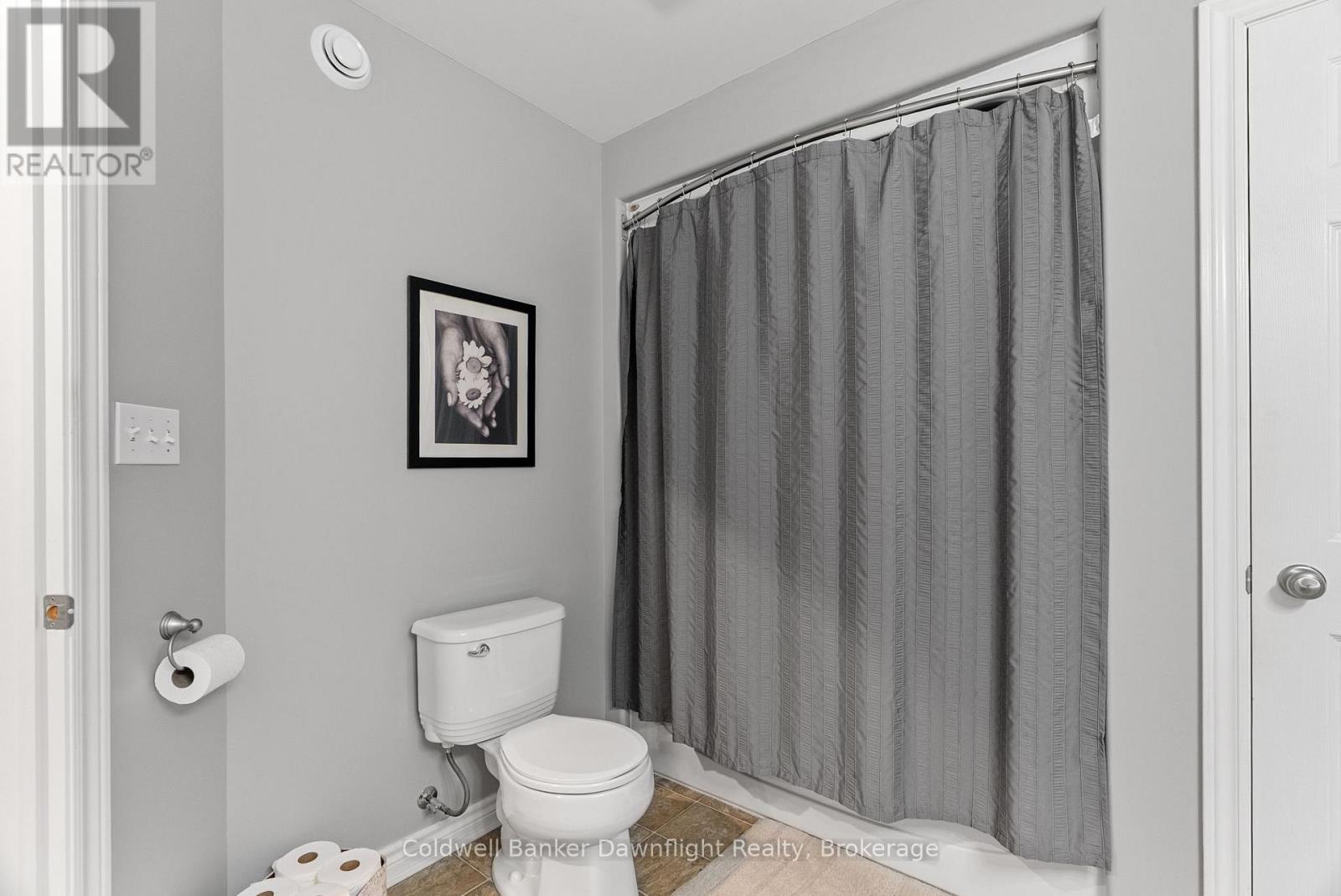 86 Huron Street W, South Huron (Exeter), Ontario  N0M 1S2 - Photo 24 - X12473941