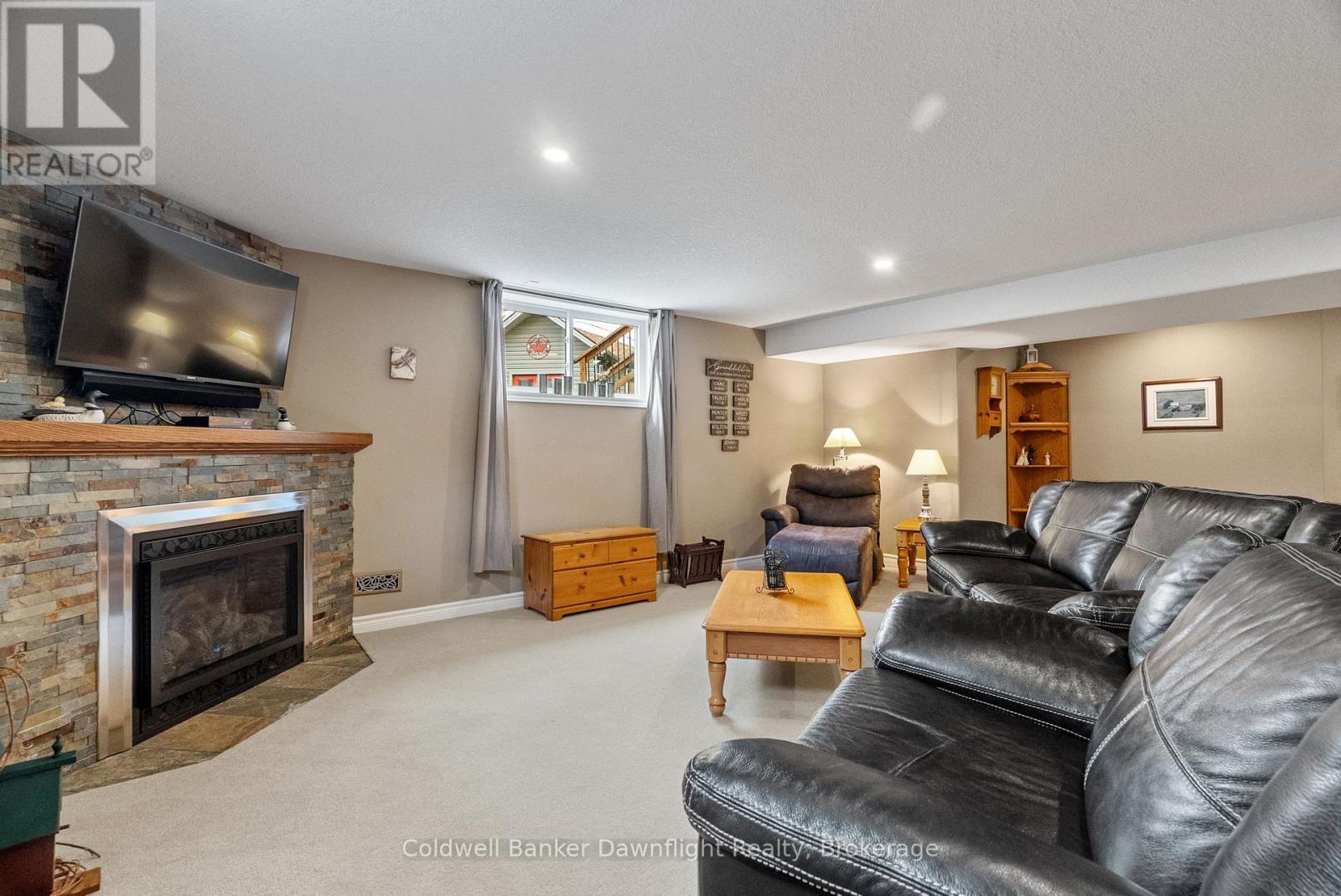 86 Huron Street W, South Huron (Exeter), Ontario  N0M 1S2 - Photo 29 - X12473941