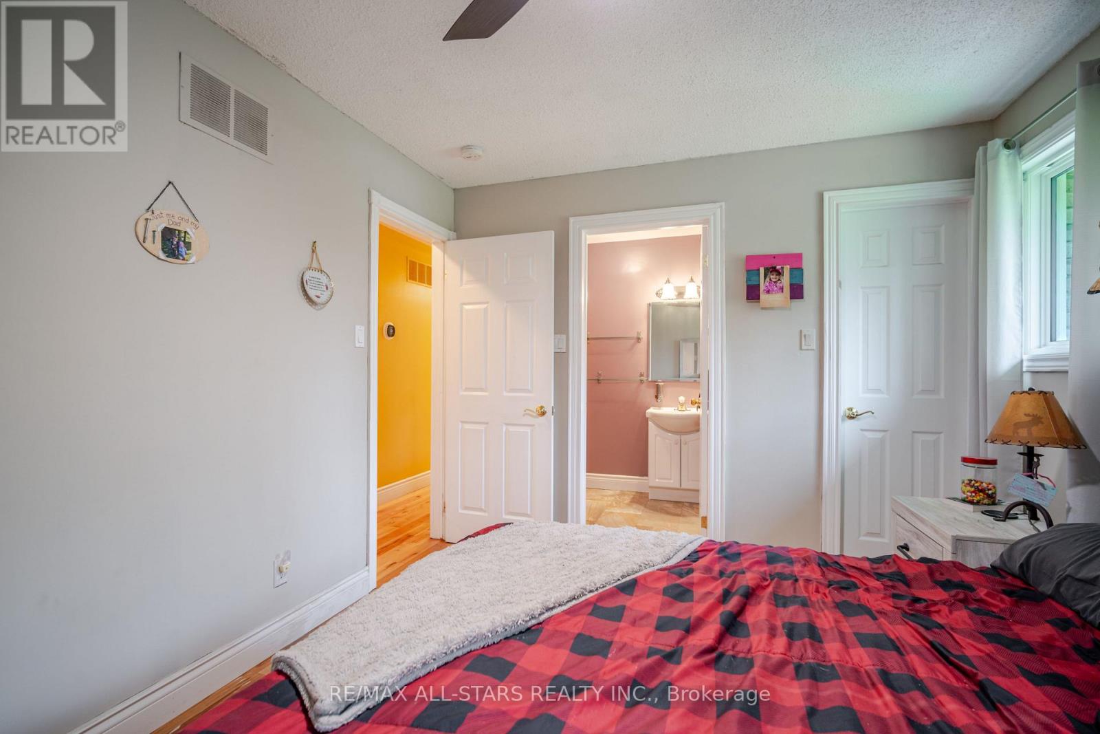 32 Liberty Lane, Kawartha Lakes (Omemee), Ontario  K0L 2W0 - Photo 15 - X12473915