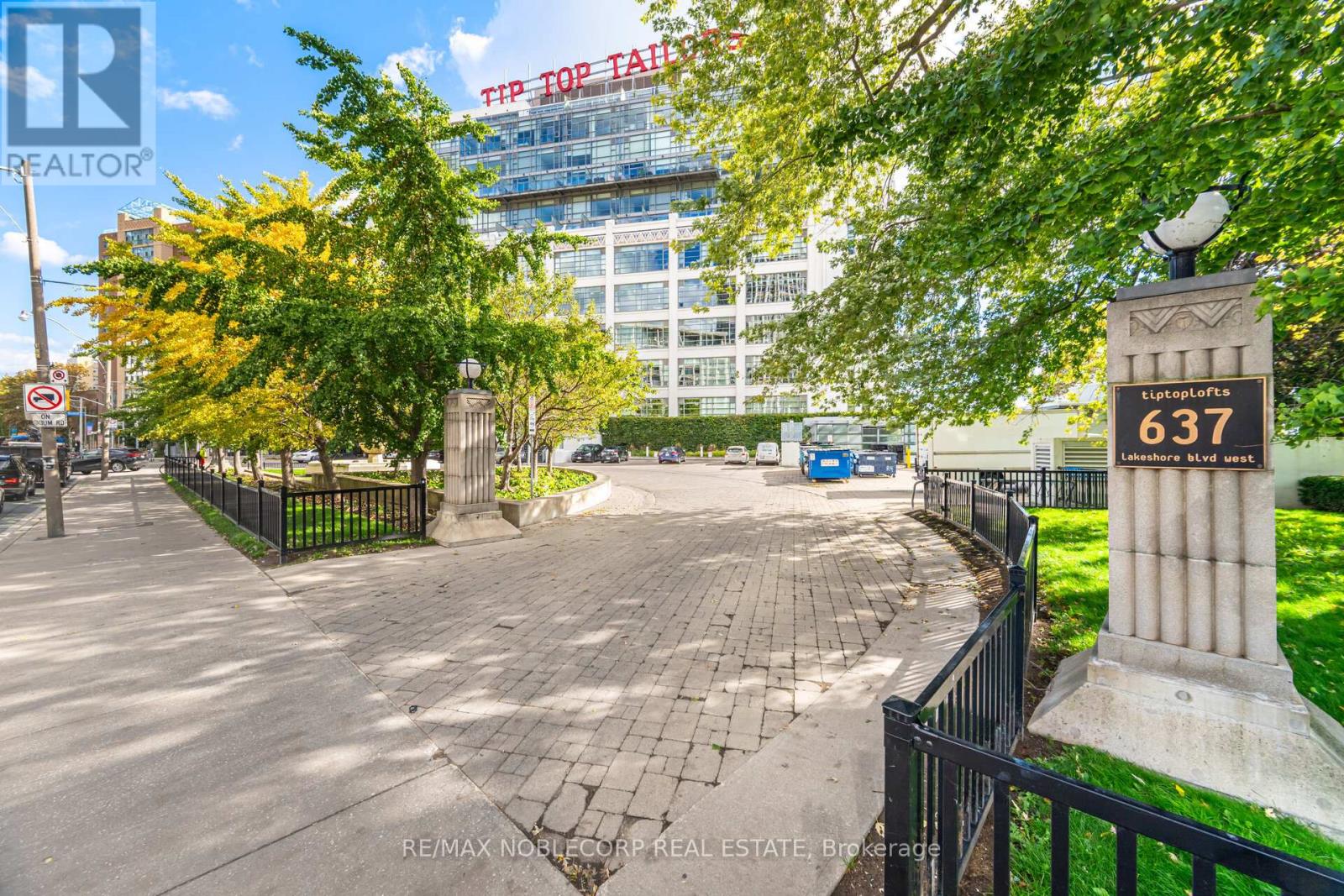 228 - 637 Lake Shore Boulevard, Toronto, Ontario  M5V 3J6 - Photo 2 - C12473845