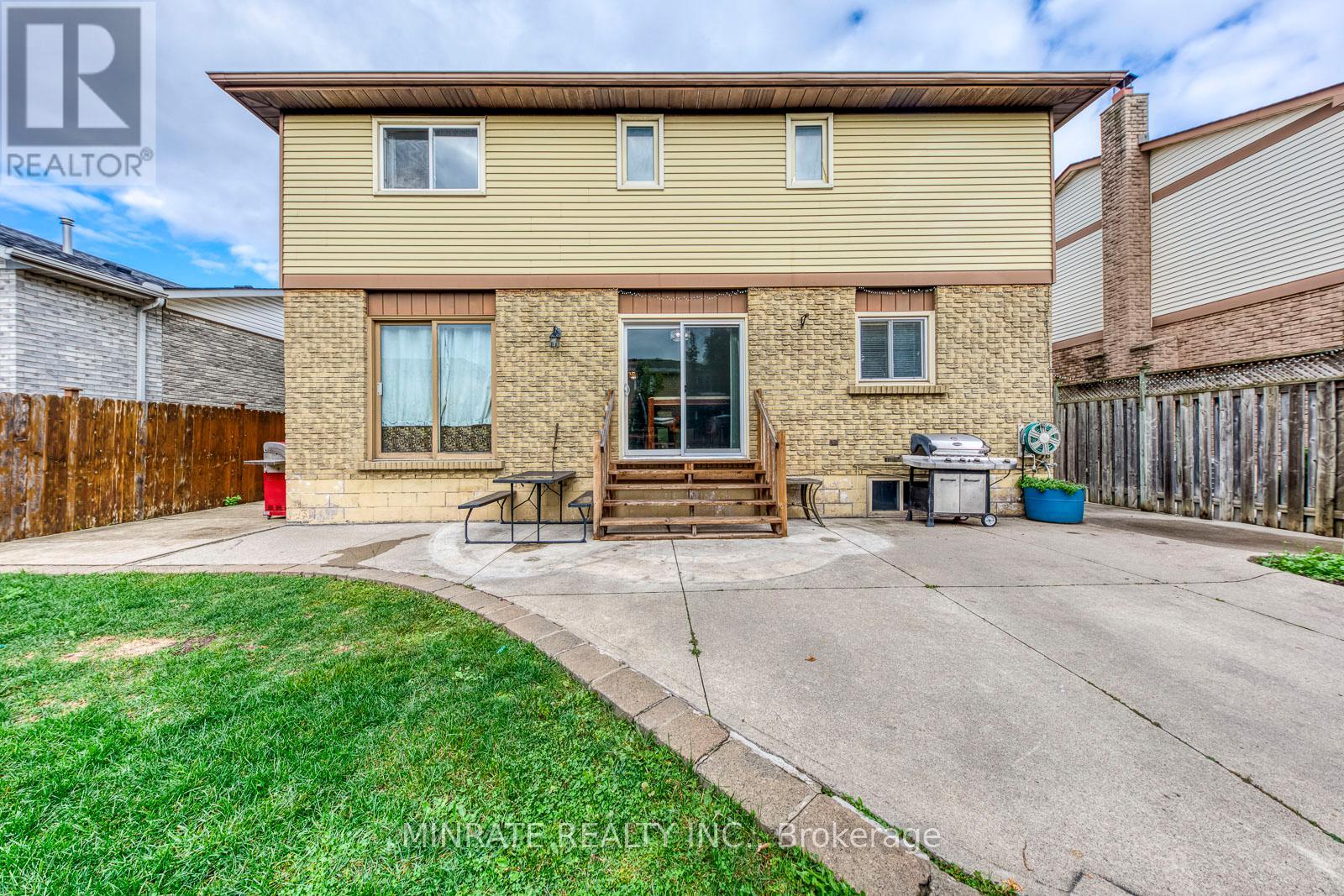3346 Palmer Drive, Burlington, Ontario  L7M 1Y9 - Photo 18 - W12473789