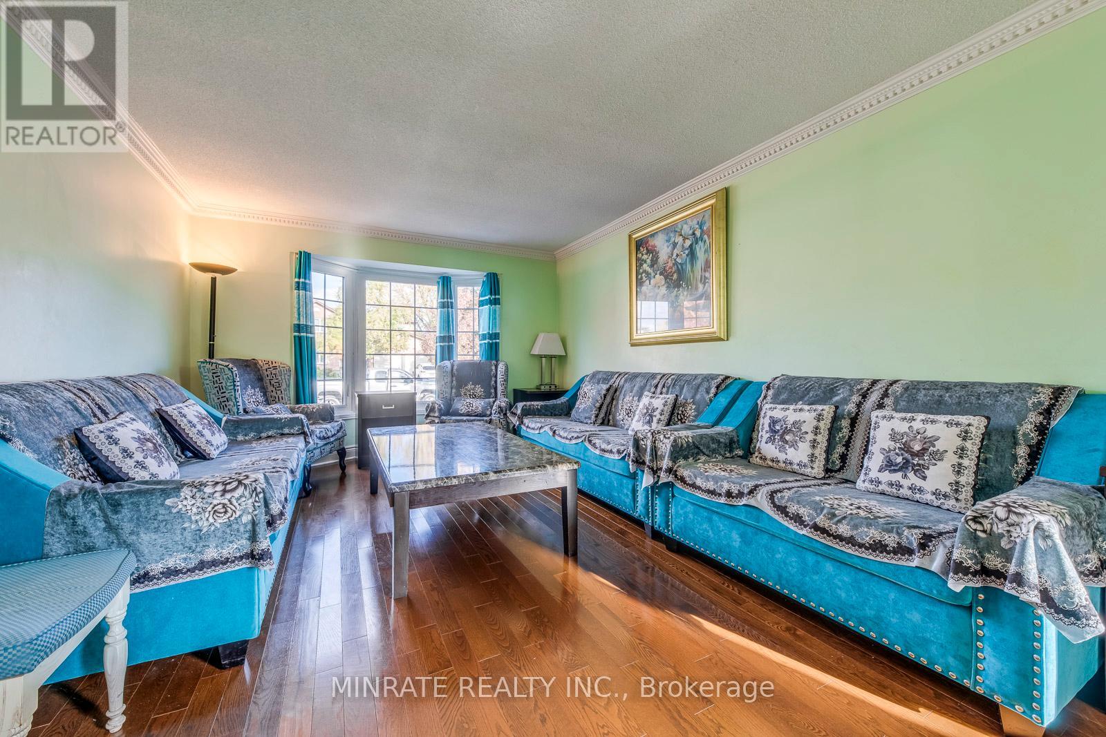 3346 Palmer Drive, Burlington, Ontario  L7M 1Y9 - Photo 5 - W12473789