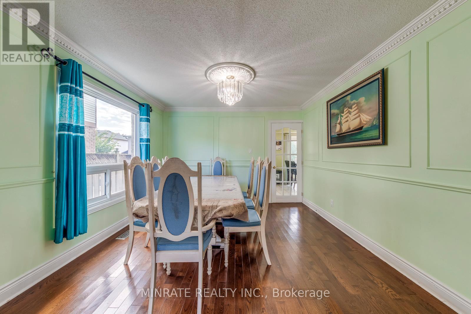 3346 Palmer Drive, Burlington, Ontario  L7M 1Y9 - Photo 7 - W12473789
