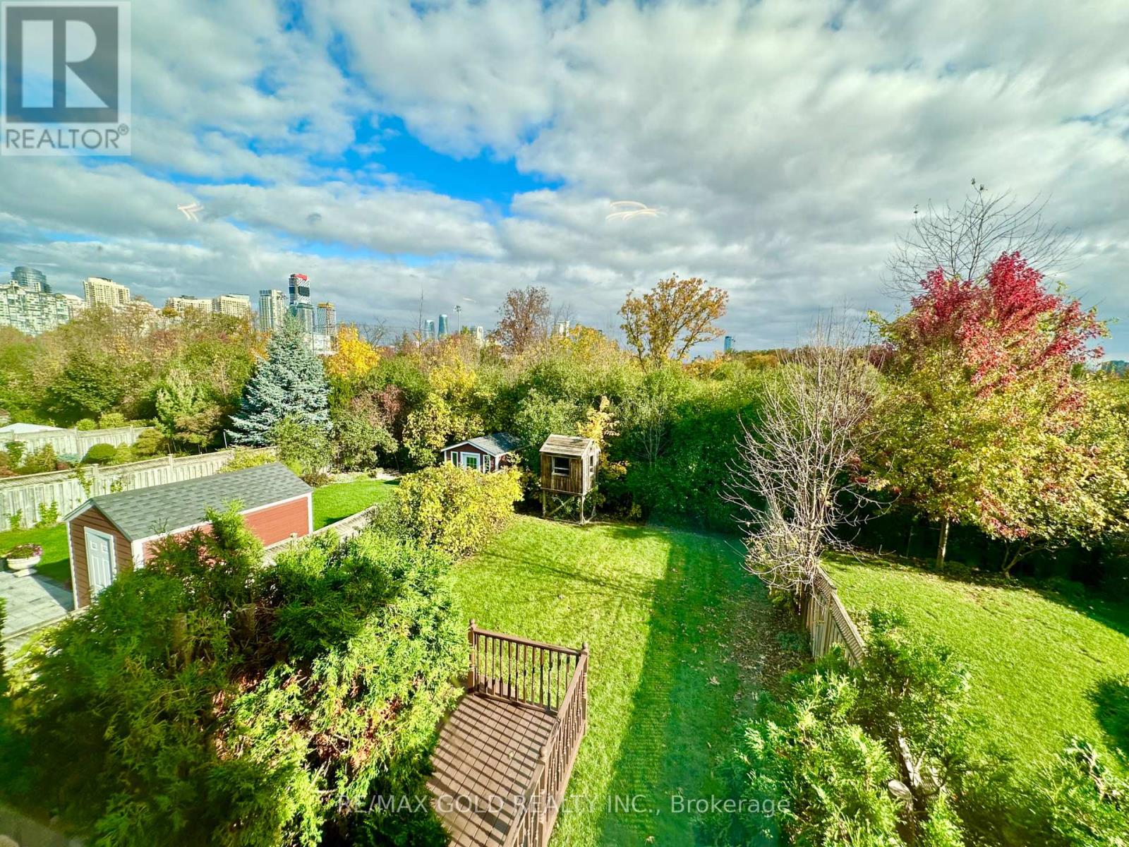 3401 Crompton Crescent, Mississauga, Ontario  L5B 4C7 - Photo 46 - W12473794