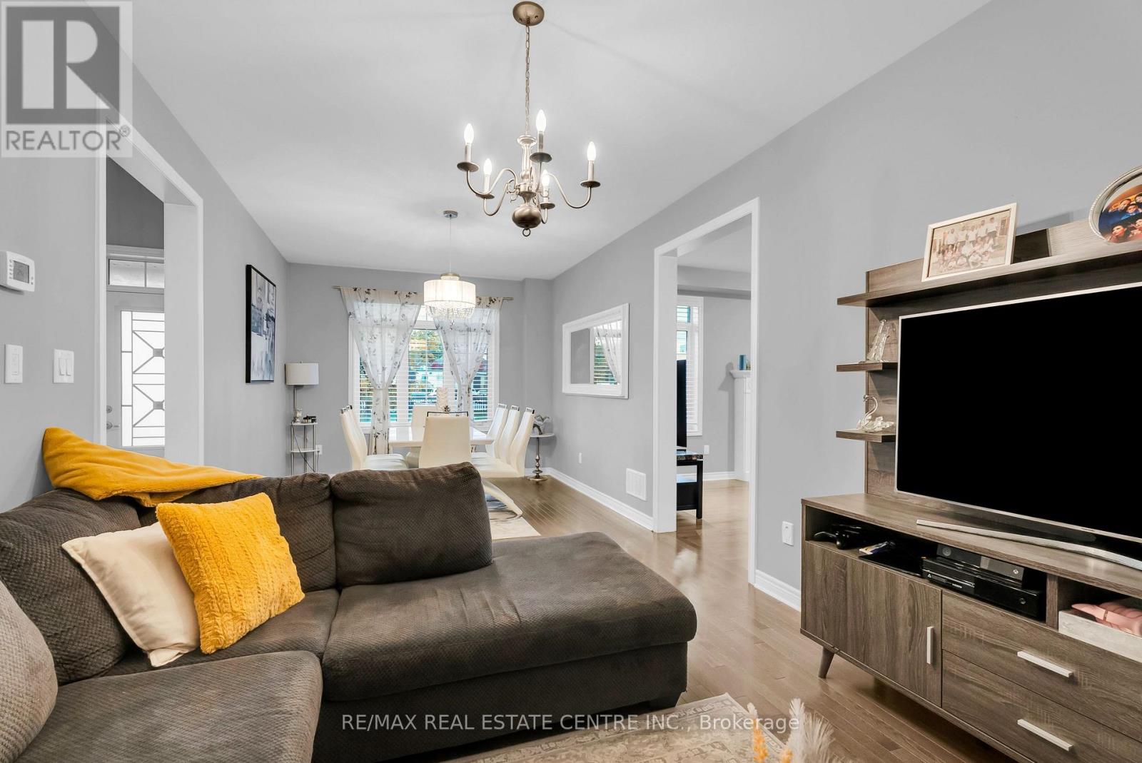 1 Perdita Road, Brampton (Bram West), Ontario  L6Y 6B1 - Photo 12 - W12473862