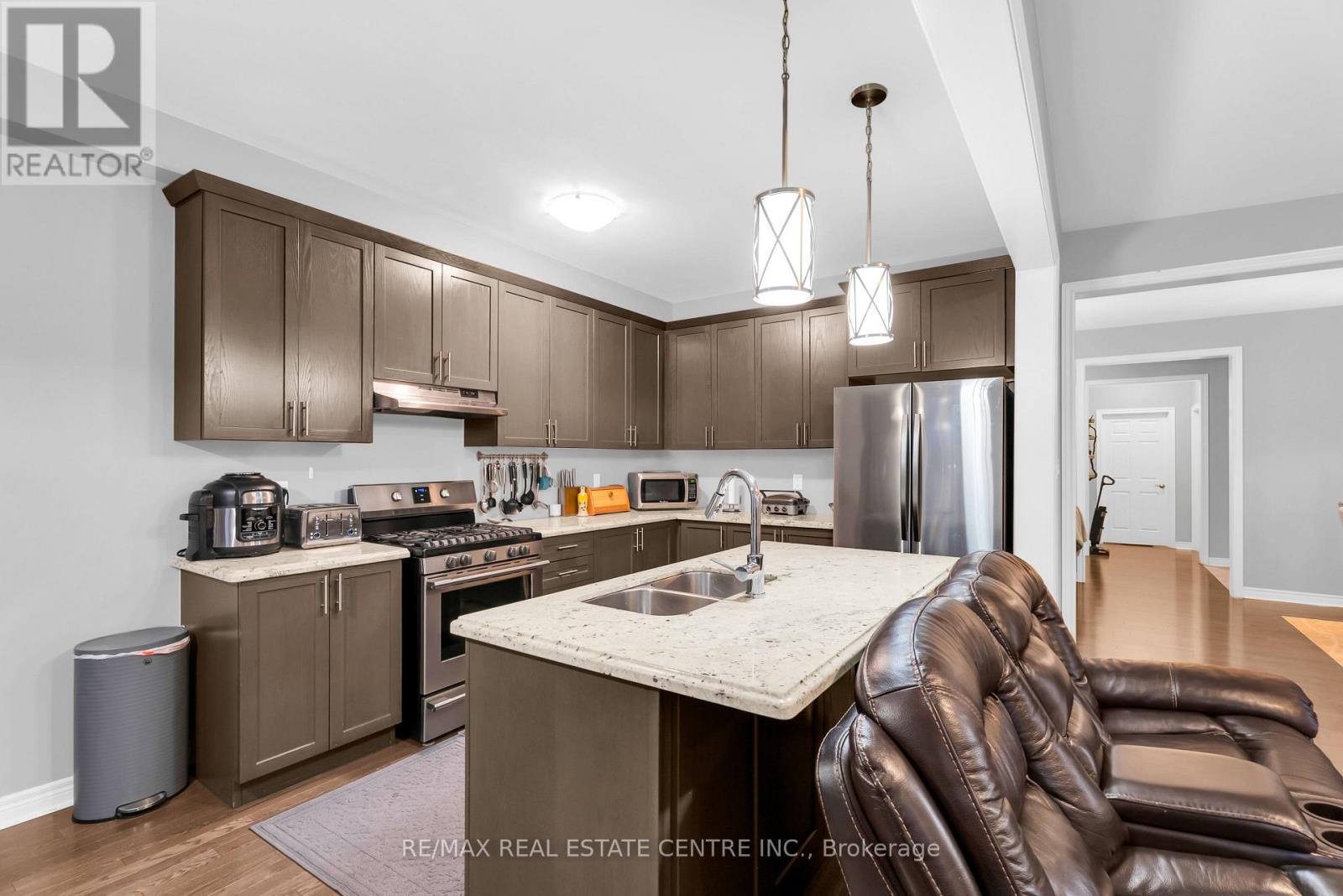 1 Perdita Road, Brampton (Bram West), Ontario  L6Y 6B1 - Photo 21 - W12473862