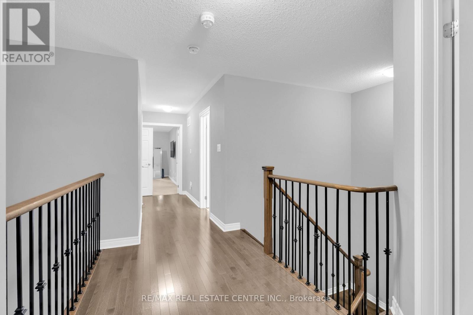 1 Perdita Road, Brampton (Bram West), Ontario  L6Y 6B1 - Photo 29 - W12473862