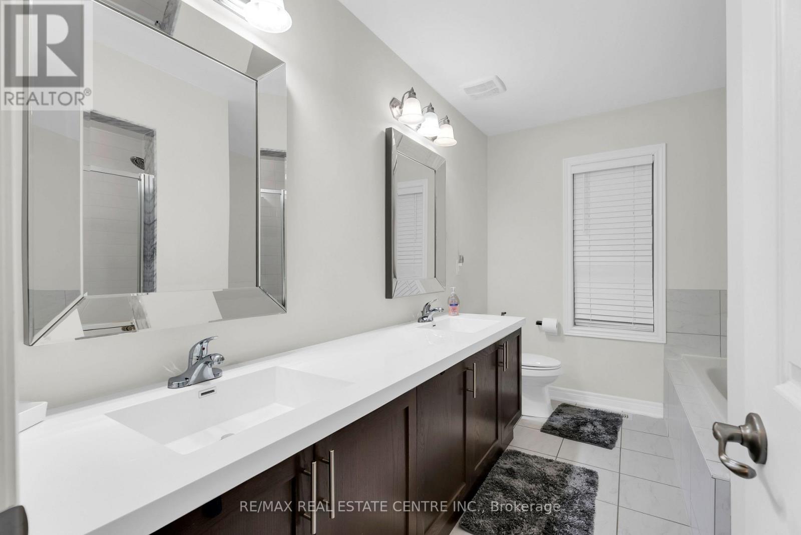 1 Perdita Road, Brampton (Bram West), Ontario  L6Y 6B1 - Photo 33 - W12473862
