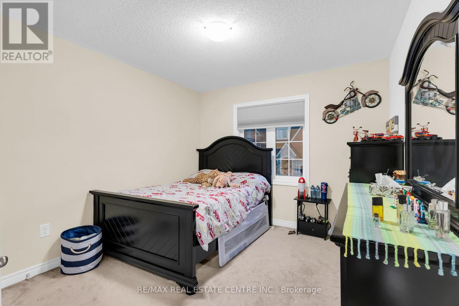 1 Perdita Road, Brampton (Bram West), Ontario  L6Y 6B1 - Photo 36 - W12473862