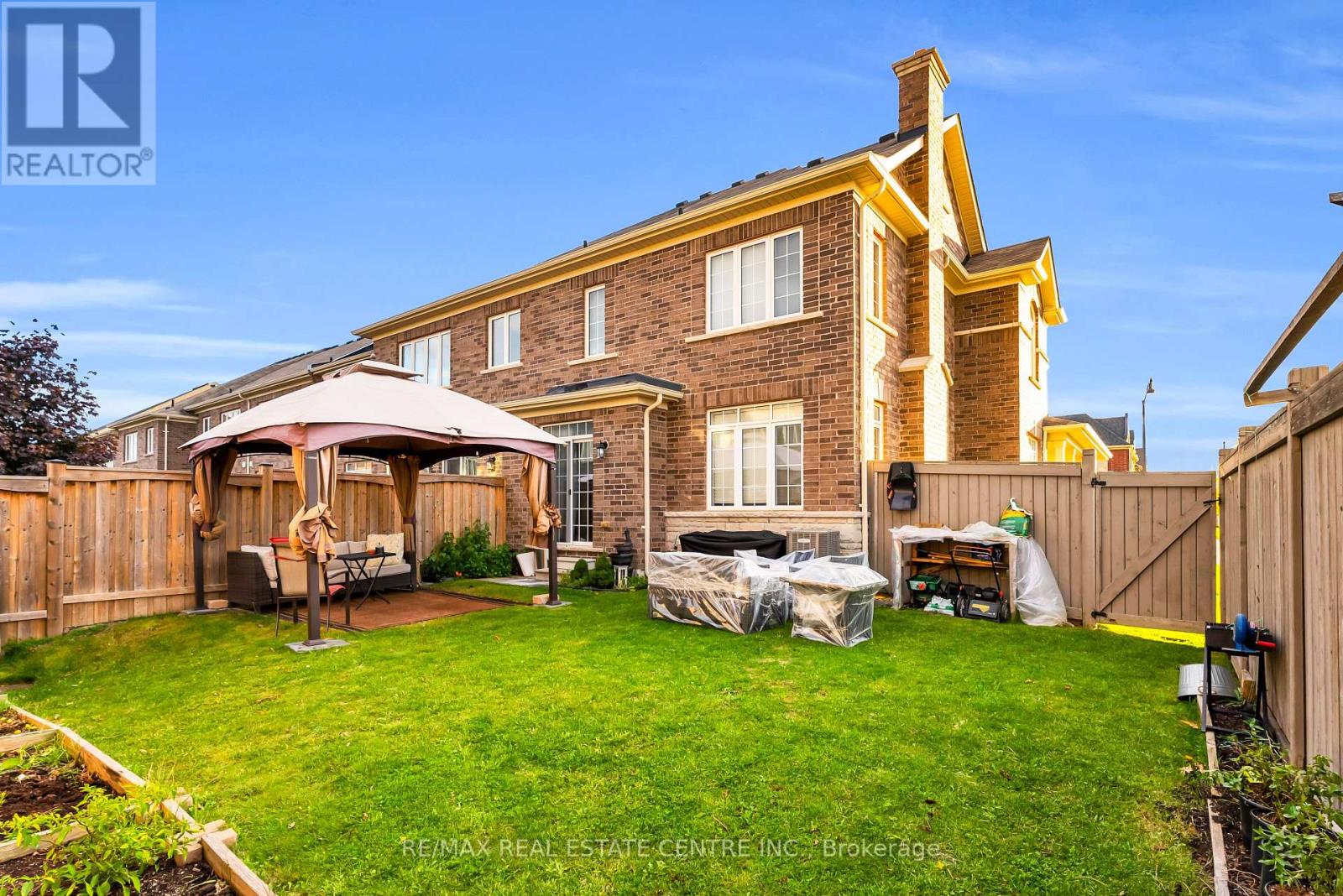 1 Perdita Road, Brampton (Bram West), Ontario  L6Y 6B1 - Photo 50 - W12473862
