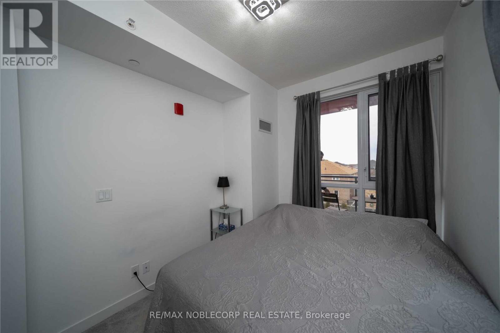 C321 - 5260 Dundas Street, Burlington, Ontario  L7L 0J7 - Photo 12 - W12473869
