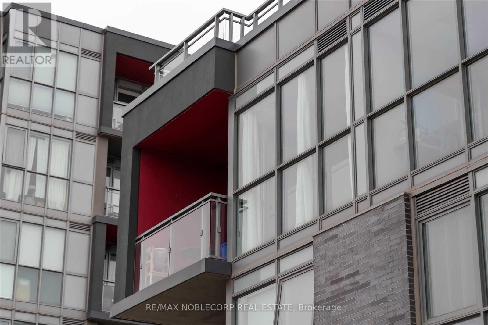 C321 - 5260 Dundas Street, Burlington, Ontario  L7L 0J7 - Photo 3 - W12473869