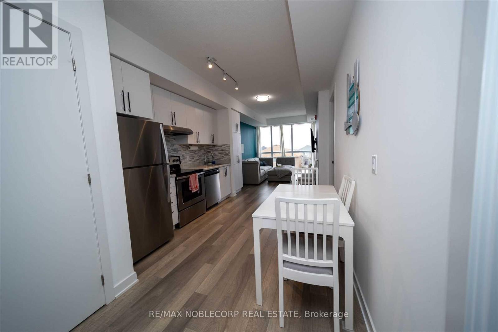 C321 - 5260 Dundas Street, Burlington, Ontario  L7L 0J7 - Photo 6 - W12473869