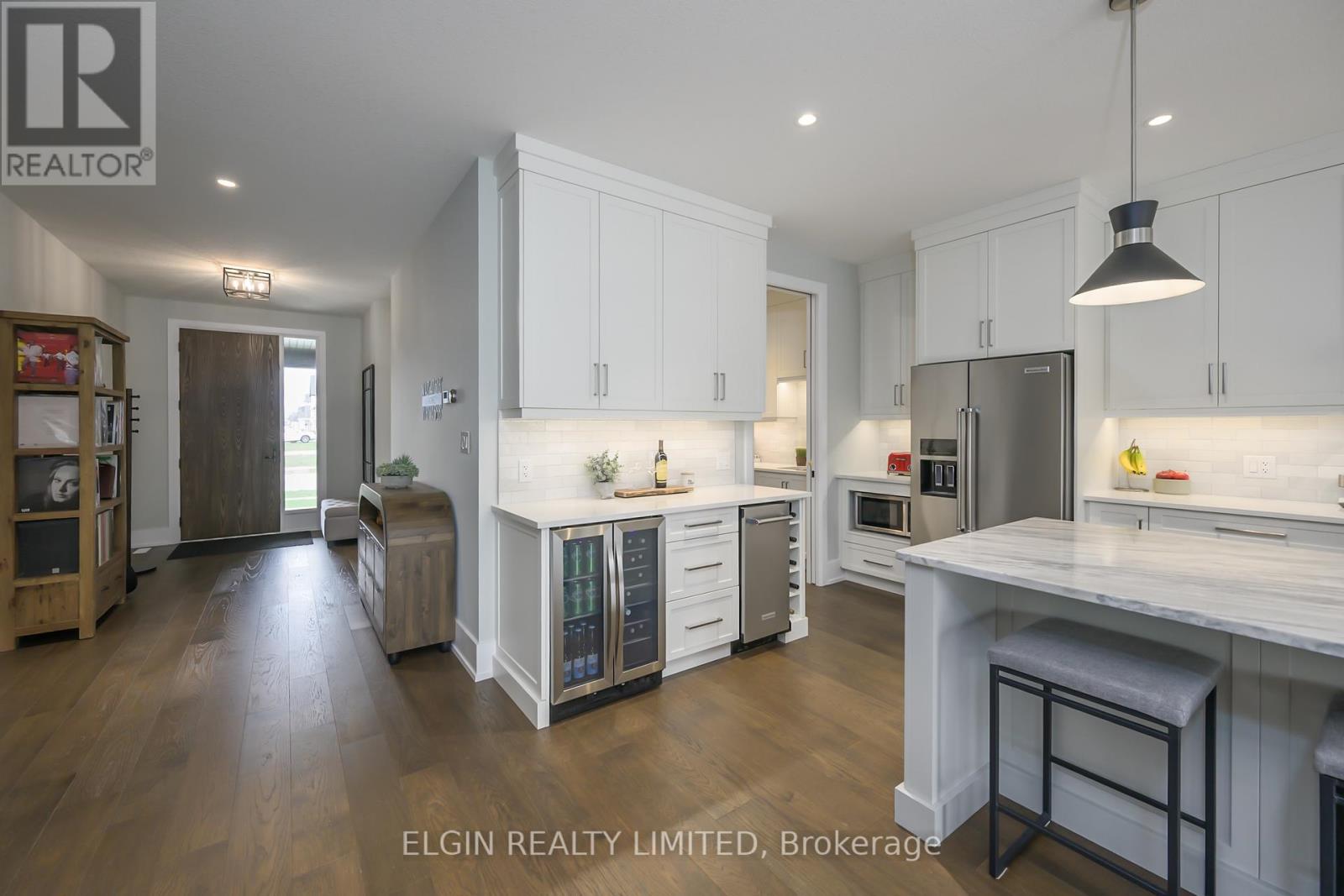 107 Optimist Drive, Southwold, Ontario  N5P 0G2 - Photo 14 - X12473916