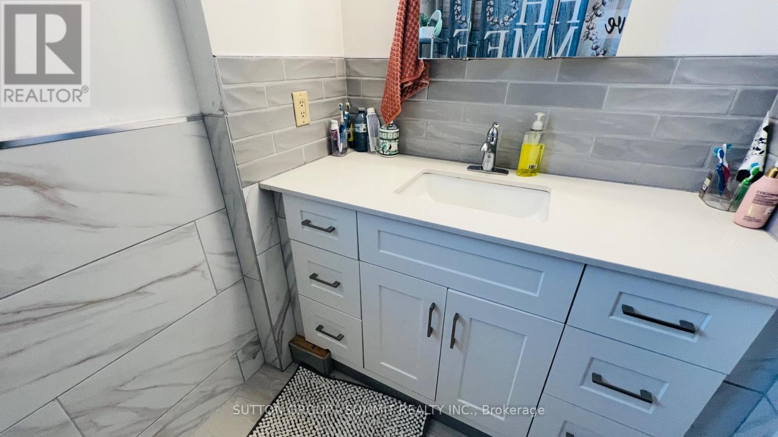 84 East West Line, Niagara-On-The-Lake, Ontario  L0S 1J0 - Photo 33 - X12456828