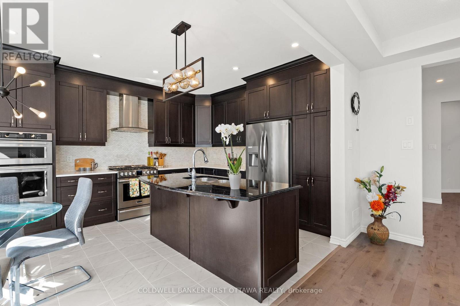 149 Celestial Grove, Ottawa, Ontario  K2J 6R6 - Photo 17 - X12473912