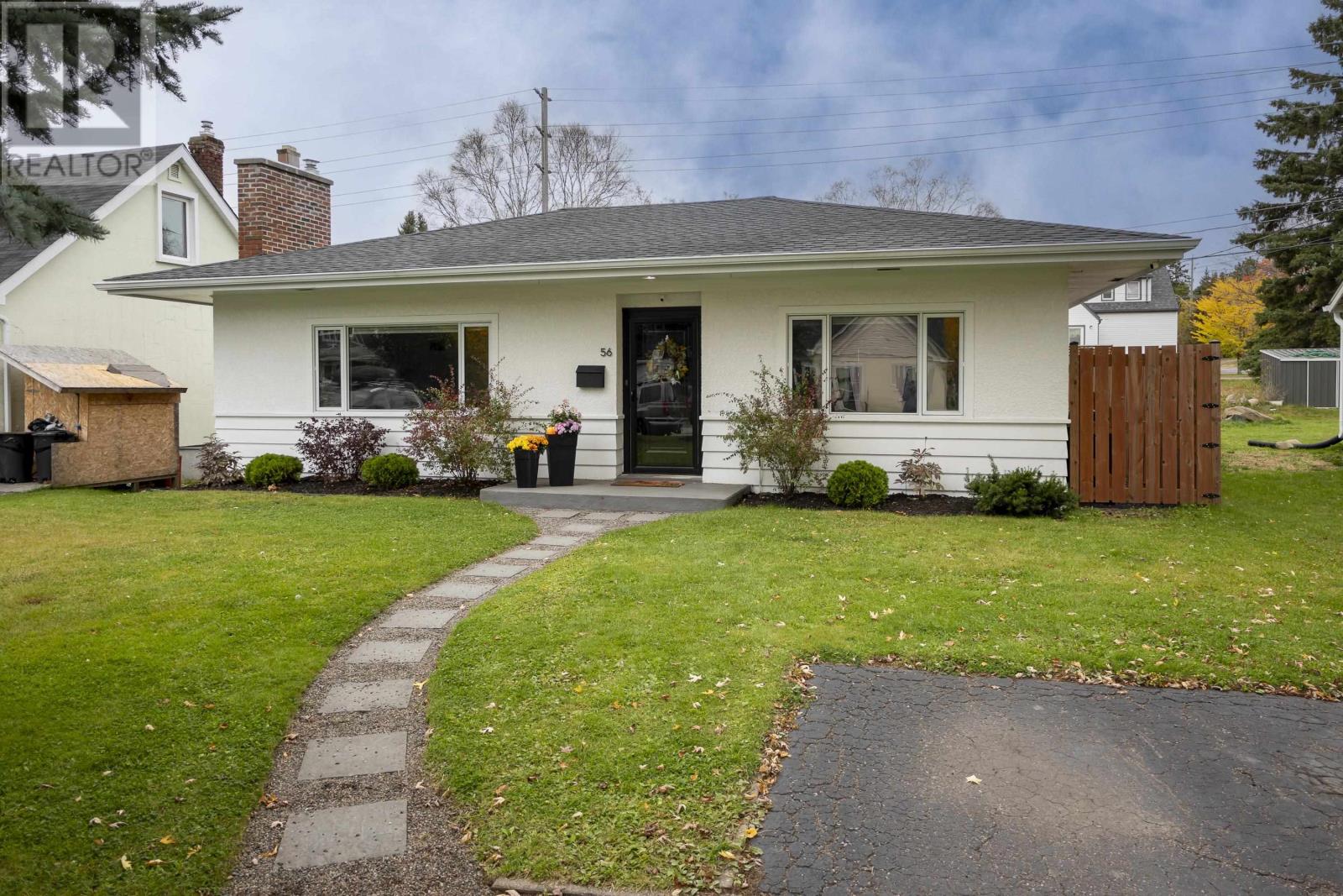 56 Rupert St, Thunder Bay, Ontario  P7B 3W7 - Photo 1 - TB253255