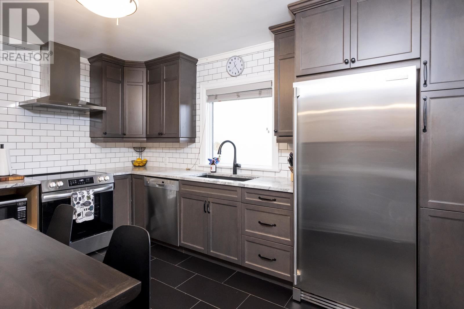 56 Rupert St, Thunder Bay, Ontario  P7B 3W7 - Photo 10 - TB253255
