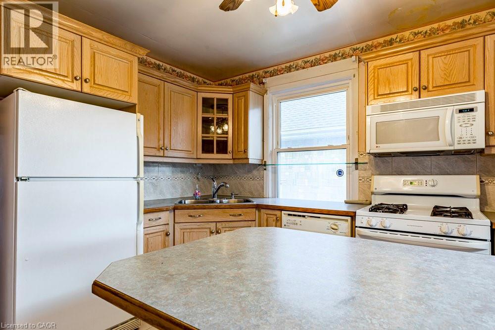 8 Sylvia Crescent, Hamilton, Ontario  L8K 2A9 - Photo 9 - 40780391