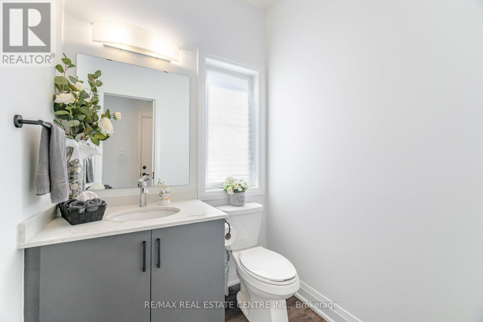 43 Ferris Circle, Guelph, Ontario  N1G 0H2 - Photo 16 - X12473709