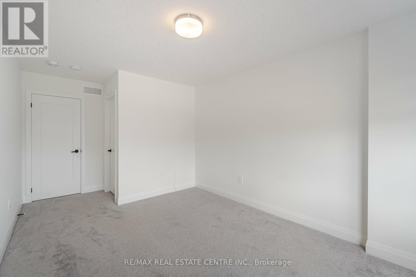 43 Ferris Circle, Guelph, Ontario  N1G 0H2 - Photo 26 - X12473709
