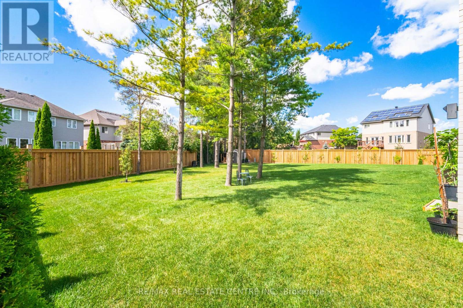 43 Ferris Circle, Guelph, Ontario  N1G 0H2 - Photo 32 - X12473709