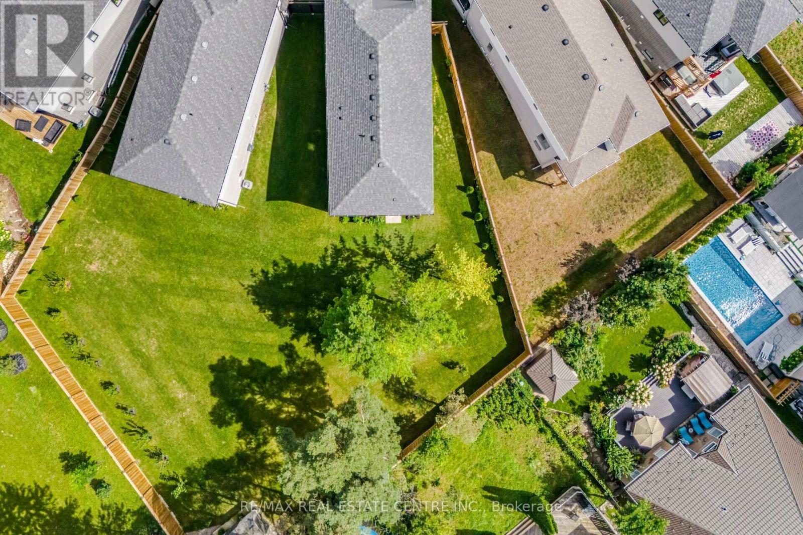 43 Ferris Circle, Guelph, Ontario  N1G 0H2 - Photo 35 - X12473709