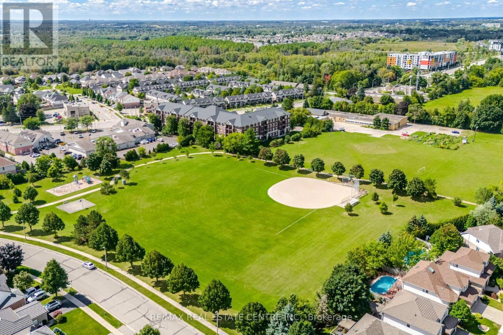 43 Ferris Circle, Guelph, Ontario  N1G 0H2 - Photo 39 - X12473709