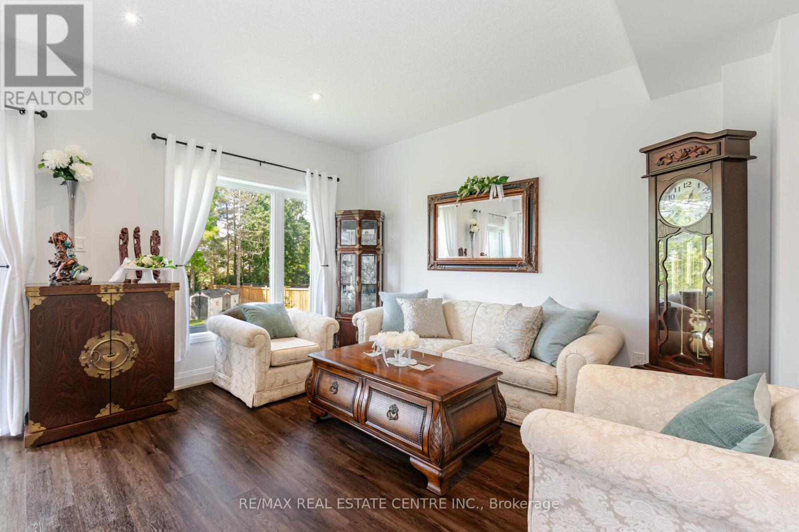 43 Ferris Circle, Guelph, Ontario  N1G 0H2 - Photo 9 - X12473709