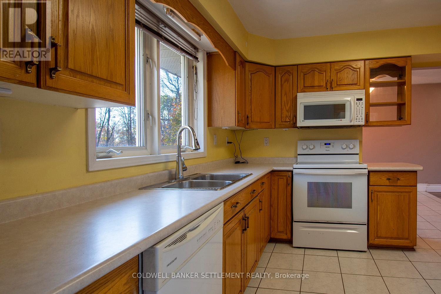 1925 Zealand Road, Frontenac, Ontario  K0H 2P0 - Photo 12 - X12473917
