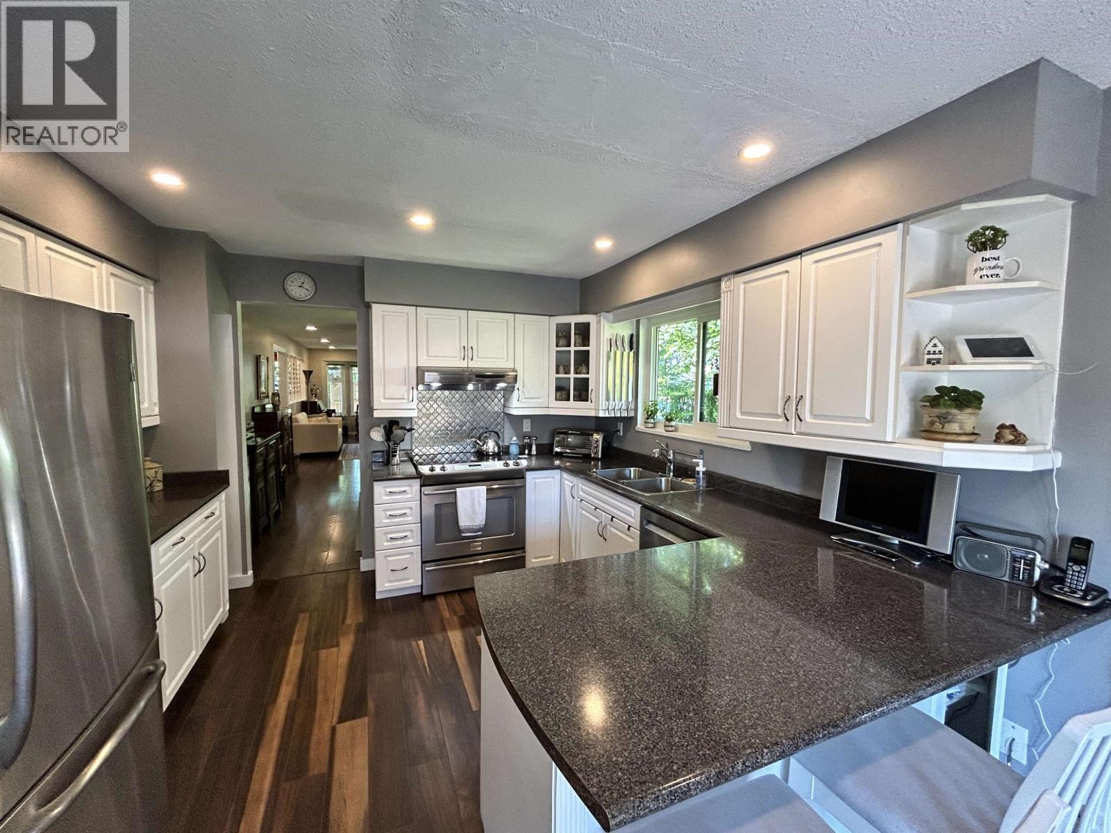 1798 Garden Avenue, North Vancouver, British Columbia  V7P 3A7 - Photo 5 - R3060410
