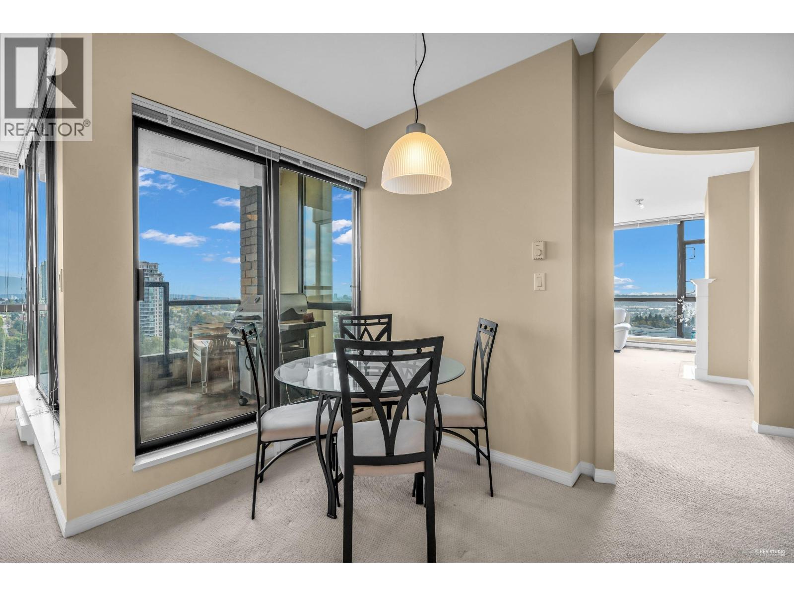 2302 6837 Station Hill Drive, Burnaby, British Columbia  V3N 5B7 - Photo 12 - R3060417