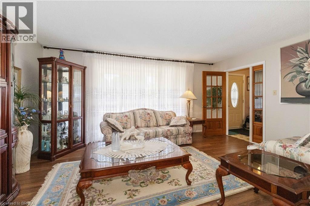 11 Sigurd Jensen Court, Brantford, Ontario  N3R 6Y8 - Photo 10 - 40780595