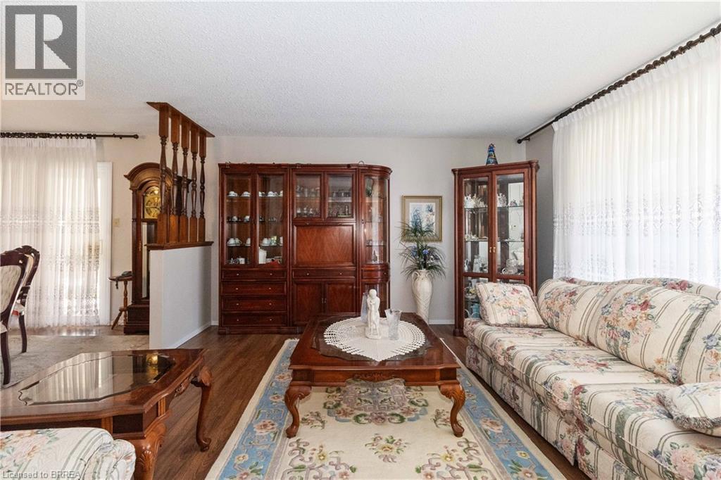 11 Sigurd Jensen Court, Brantford, Ontario  N3R 6Y8 - Photo 9 - 40780595
