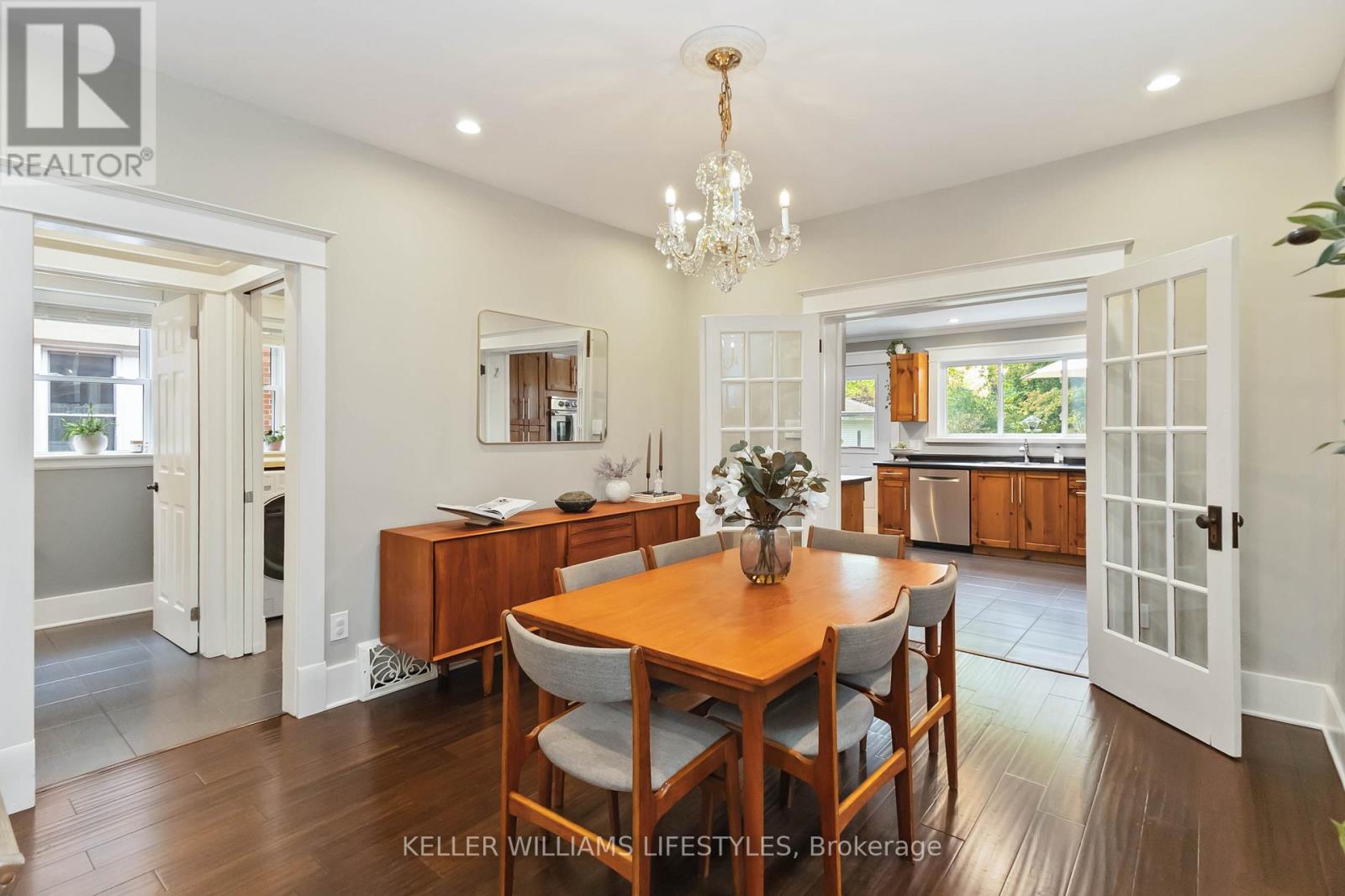 Photo 13 of 49 for 17 Erie Avenue