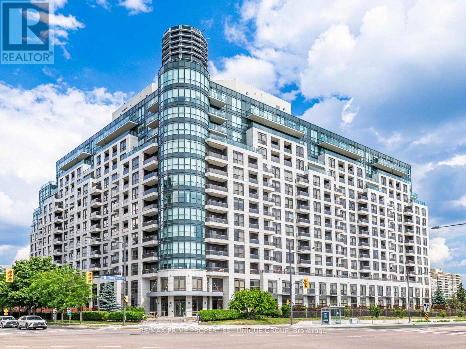 709 - 18 Harding Boulevard, Richmond Hill, Ontario  L4C 0T3 - Photo 4 - N12452569