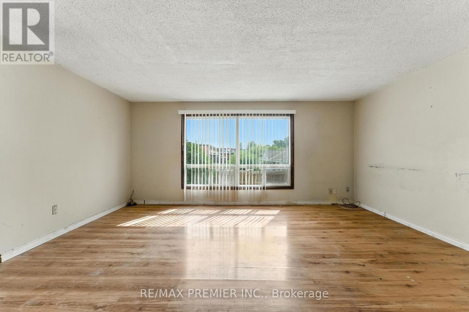 164e Henry Street, Brantford, Ontario  N3S 5C7 - Photo 11 - X12449336