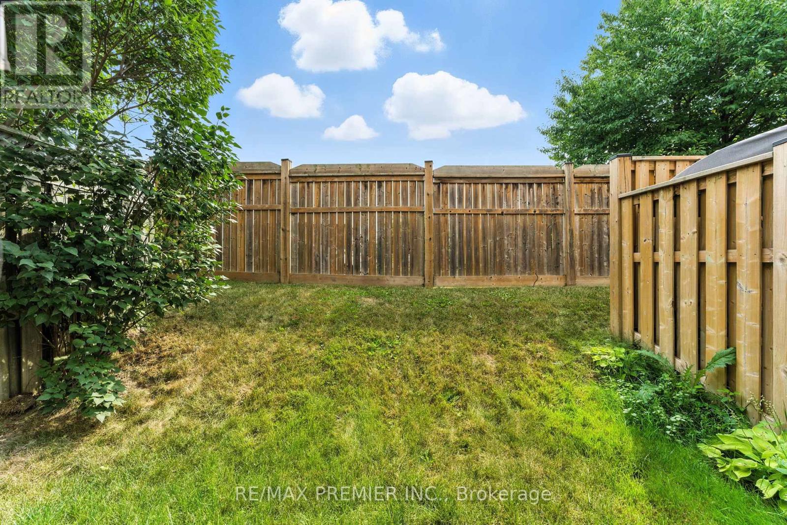 164e Henry Street, Brantford, Ontario  N3S 5C7 - Photo 4 - X12449336