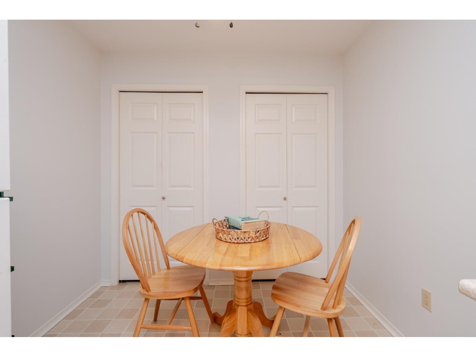 102 15300 17 Avenue, Surrey, British Columbia V4A 8Y6 - Photo 11 - R2938141