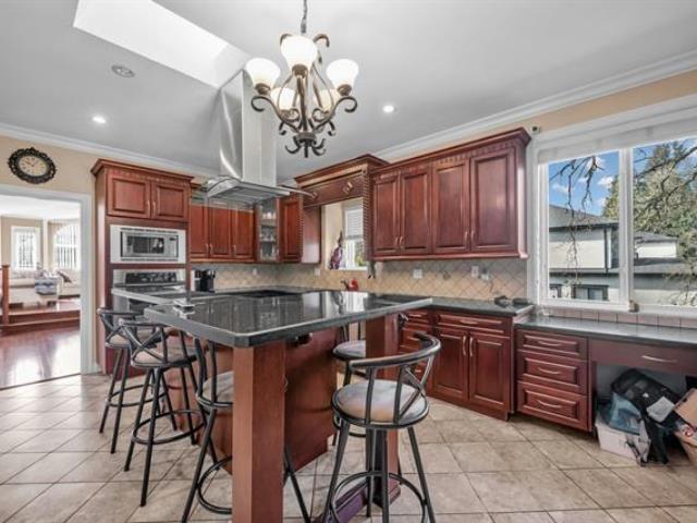 12699 99 Avenue, Surrey, British Columbia  V3V 2P6 - Photo 6 - R3060246