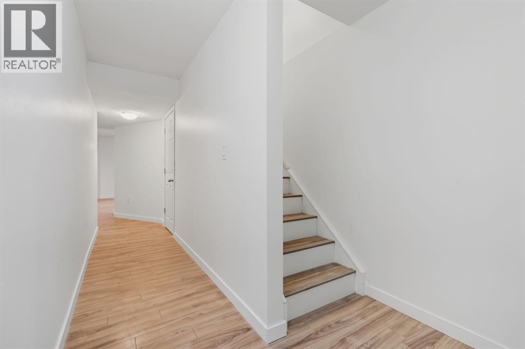 7 Copperpond Landing Se, Calgary, Alberta  T2Z 1G6 - Photo 34 - A2259666