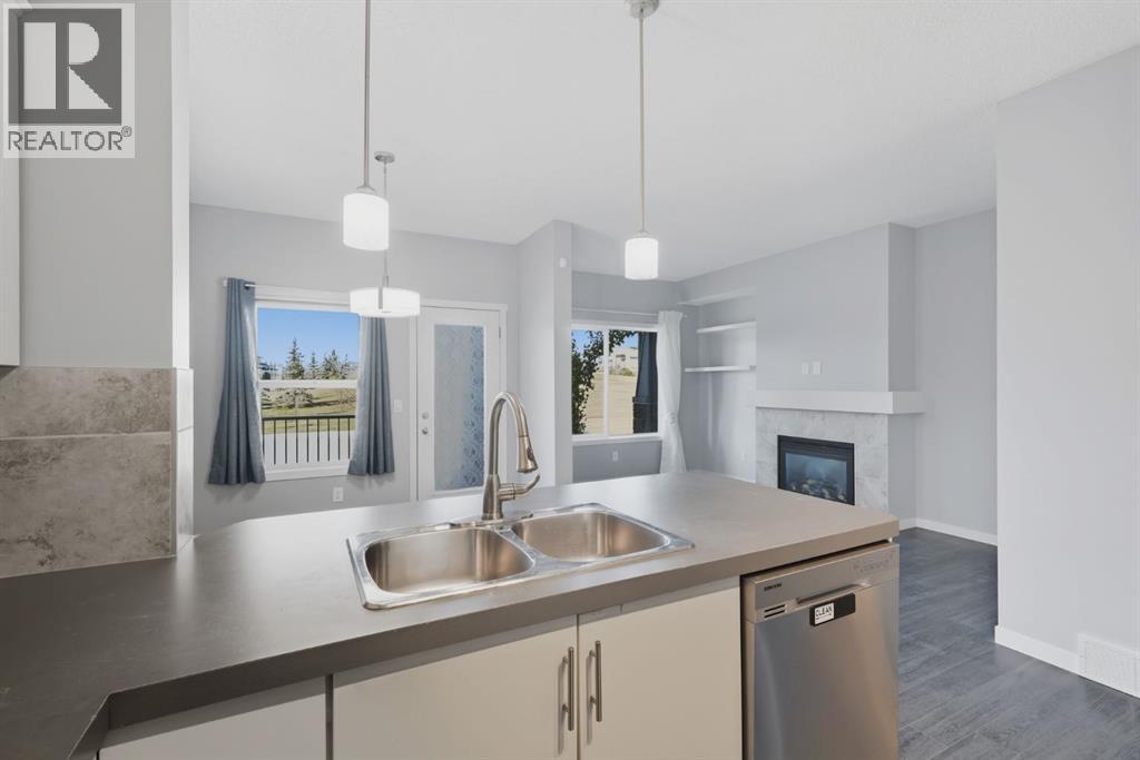 7 Copperpond Landing Se, Calgary, Alberta  T2Z 1G6 - Photo 11 - A2259666