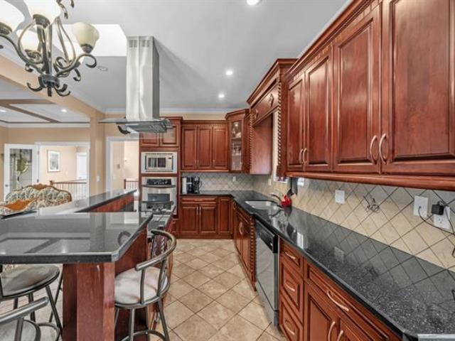 12699 99 Avenue, Surrey, British Columbia  V3V 2P6 - Photo 7 - R3060246