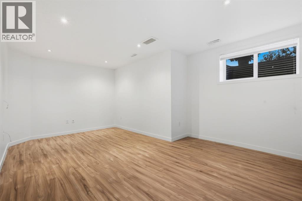 7 Copperpond Landing Se, Calgary, Alberta  T2Z 1G6 - Photo 36 - A2259666