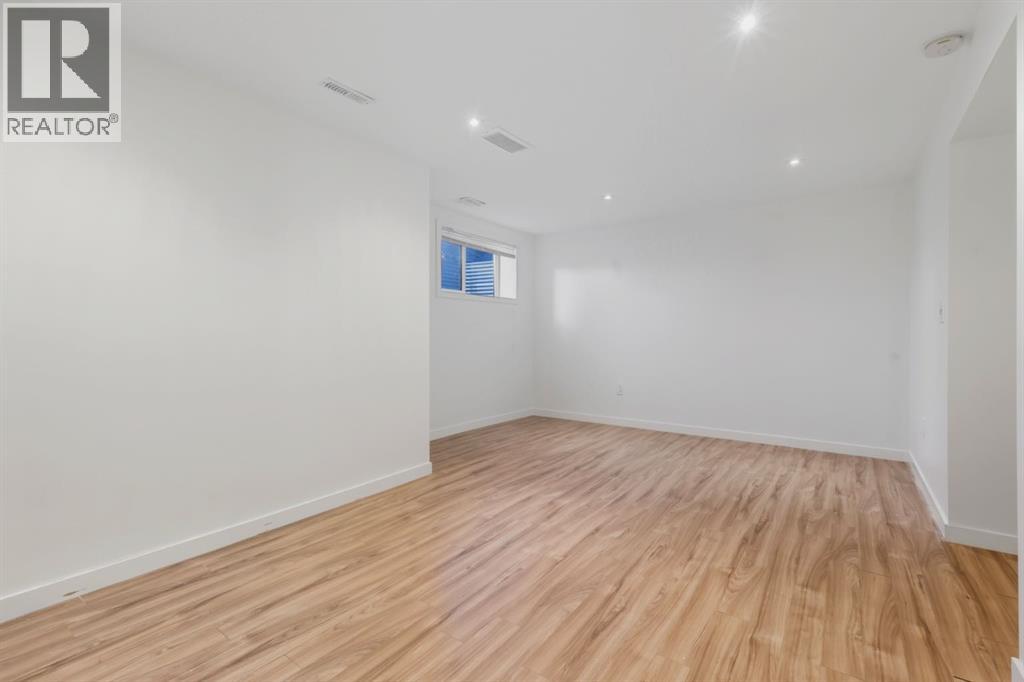 7 Copperpond Landing Se, Calgary, Alberta  T2Z 1G6 - Photo 35 - A2259666