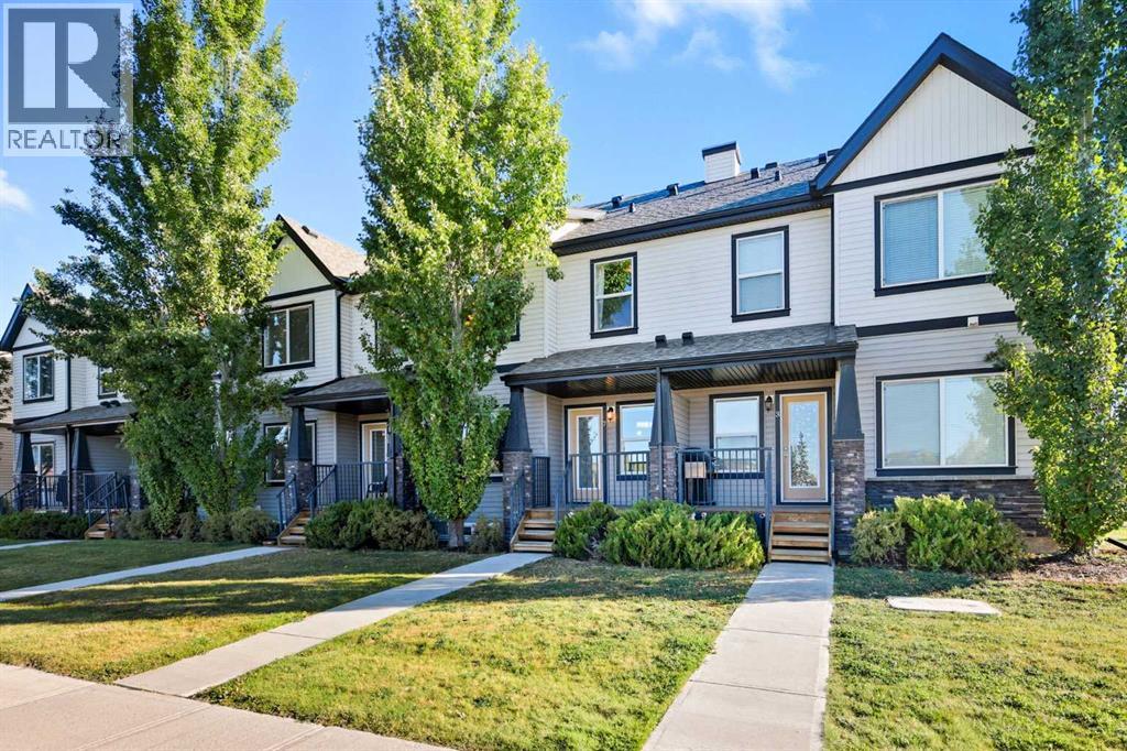 7 Copperpond Landing Se, Calgary, Alberta  T2Z 1G6 - Photo 2 - A2259666