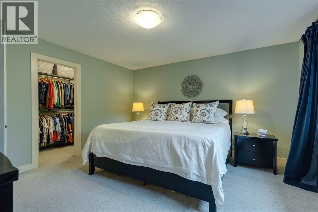 60 Elmont Court Sw, Calgary, Alberta  T3H 5Z8 - Photo 25 - A2261372