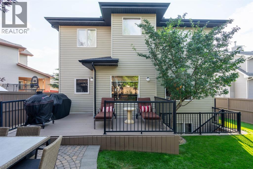60 Elmont Court Sw, Calgary, Alberta  T3H 5Z8 - Photo 47 - A2261372