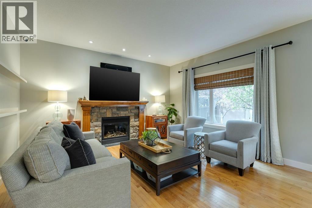 60 Elmont Court Sw, Calgary, Alberta  T3H 5Z8 - Photo 16 - A2261372